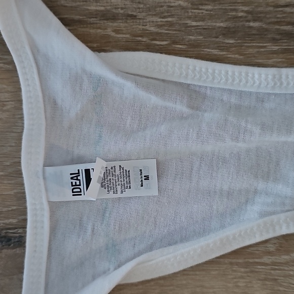 NWOT Malibu Coconut Rum Pineapple Pocket Tank Top - Picture 3 of 5
